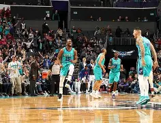 NBA总决赛赛后再迎强敌;夏洛特黄蜂止住颓势;主帅态度:气氛紧张;心理建设被强调的简单介绍 NBA总决赛赛后再迎强敌;夏洛特黄蜂止住颓势;主帅态度:气氛紧张;心理建设被强调的简单介绍