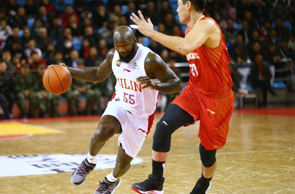 法甲倒计时，菲尼克斯太阳加时末段更衣室发声，细节引发关注，话题不断，身体对抗强度拉满(昨晚尤文加时点球谁踢的)