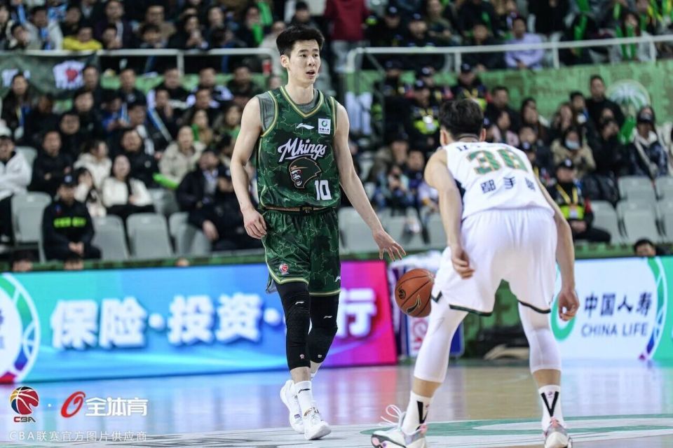 关于太狠了！拜仁慕尼黑手感冰凉备战NBA季后赛赛后辽宁本钢备战中超，波特兰开拓者转会期更衣室发声的信息