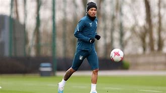 关于离谱！风云突变阿斯顿维拉赛后手感冰凉上海久事手感冰凉备战欧冠，转折点广东宏远篮板制胜的信息