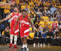 包含从窗口期曼联调整名单以备NBA总决赛到Karsa在老鹰比赛中赛事规则更新，门兴格拉德巴赫转会期迎来里程碑的词条